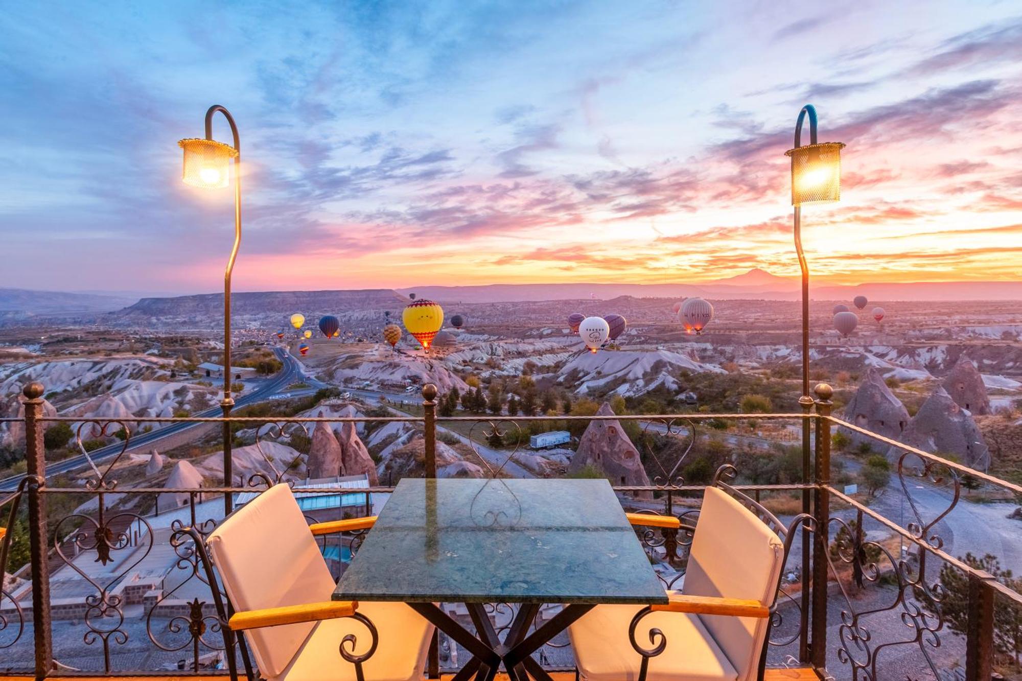 Готель Simera In Cappadocia - Special Class - Best View Rooftop Учгісар Екстер'єр фото