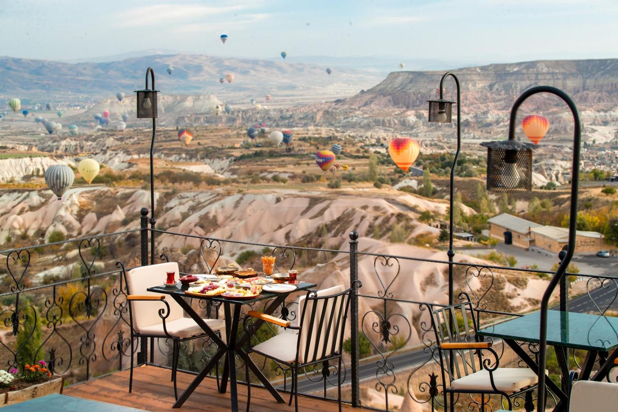 Готель Simera In Cappadocia - Special Class - Best View Rooftop Учгісар Екстер'єр фото