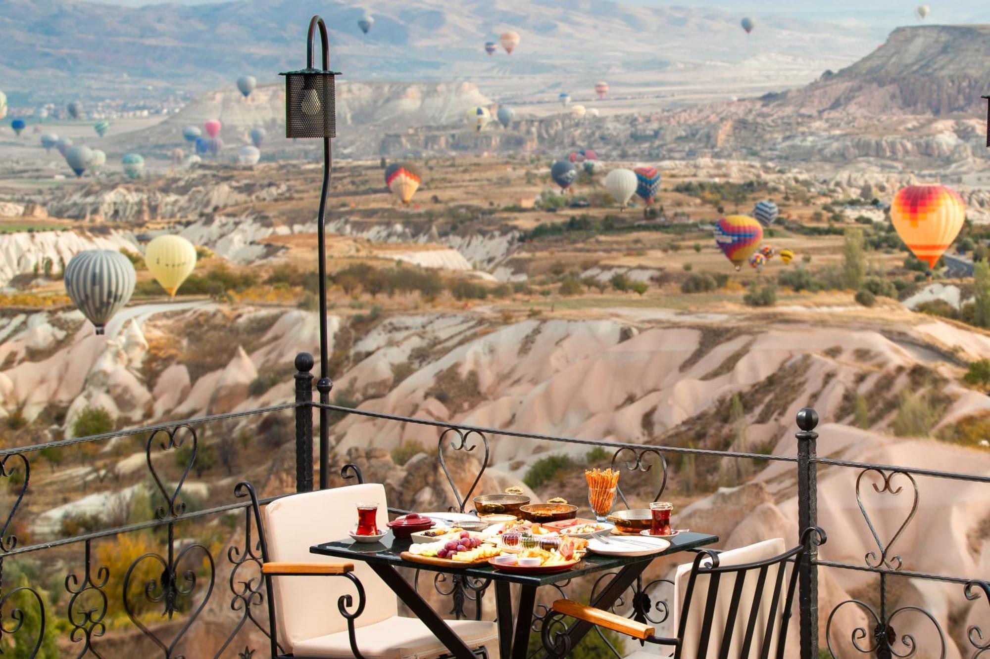 Готель Simera In Cappadocia - Special Class - Best View Rooftop Учгісар Екстер'єр фото